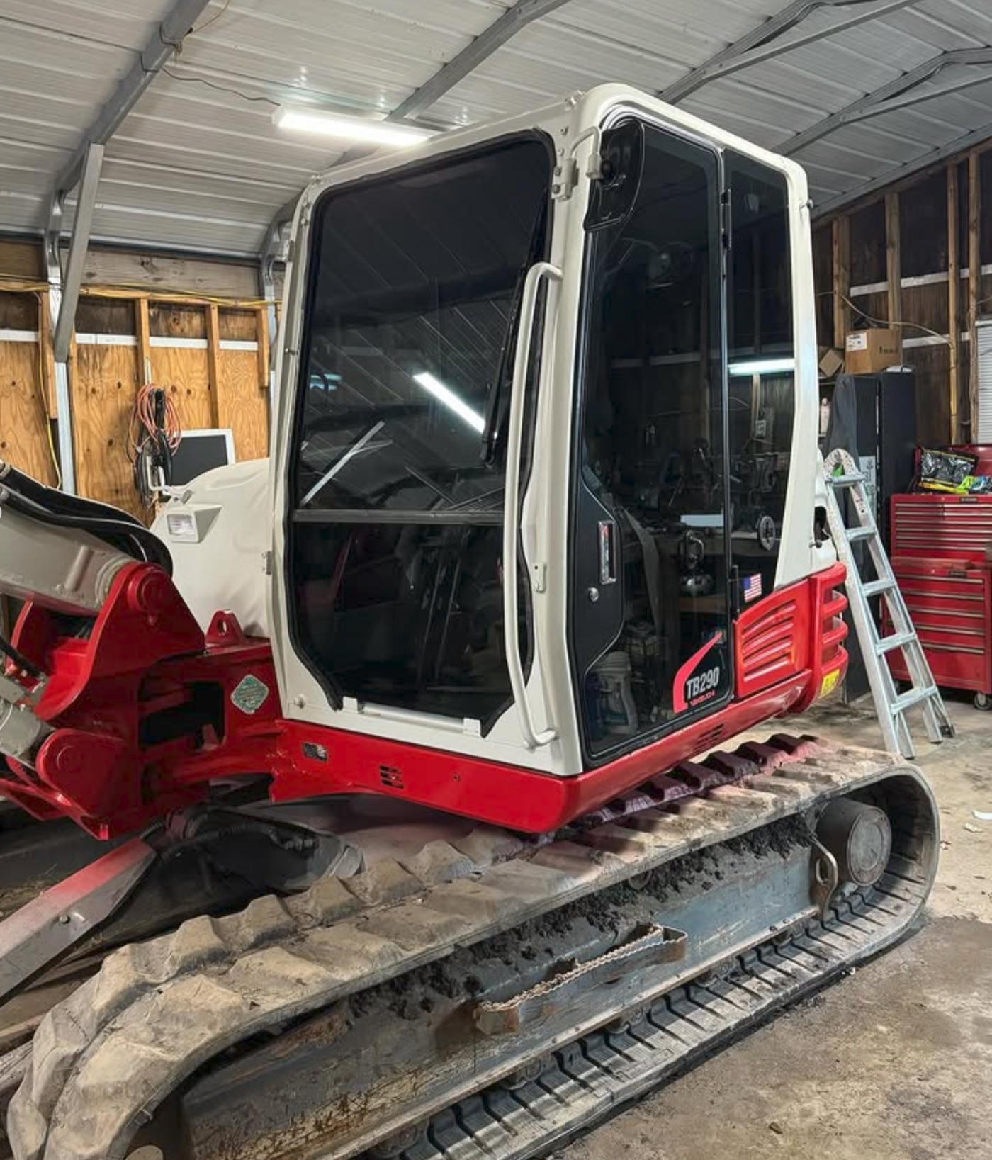 Track loader cab